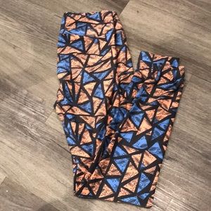 Lularoe One Size Leggings!